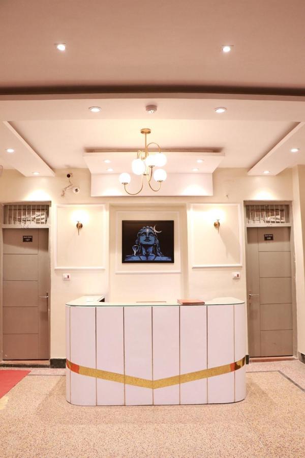Amrit Hotel New Delhi Eksteriør billede